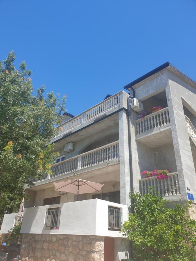 Apartmani Goga Starigrad Paklenica Exterior photo