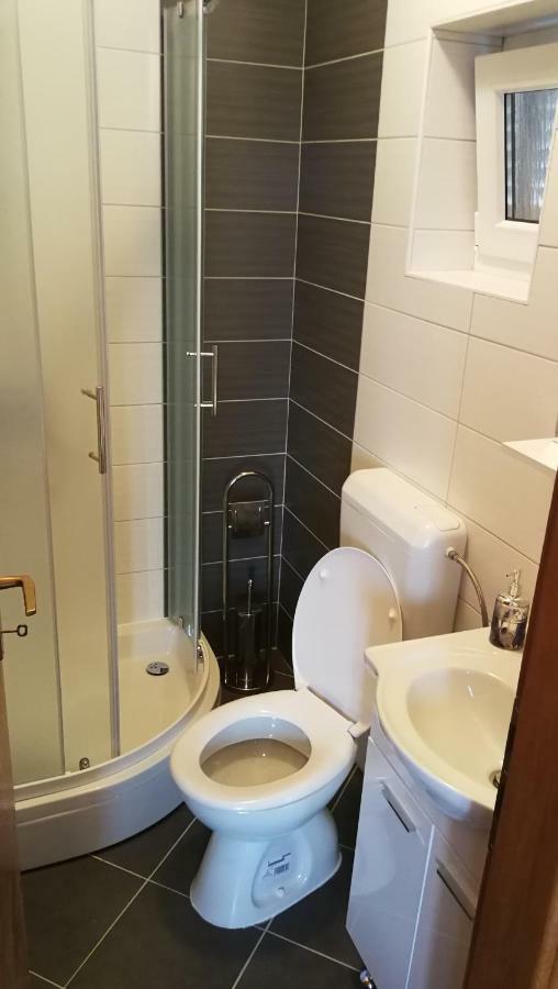 Apartmani Goga Starigrad Paklenica Exterior photo